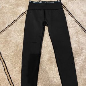 Soul Cycle Black and Blue seamless leggings